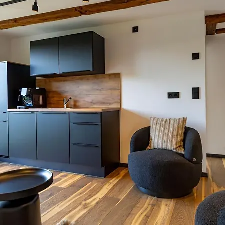 Bauernidyll Trifft Wohndesign - Whirlpool, Sauna Und Kamin Ferienhaus *