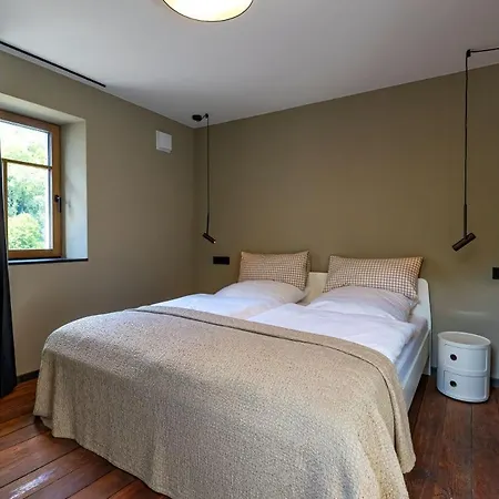 Bauernidyll Trifft Wohndesign - Whirlpool, Sauna Und Kamin Ferienhaus